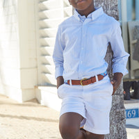 Little English classic children's clothing, boy's traditional short with zipper and belt loops in white twill for spring