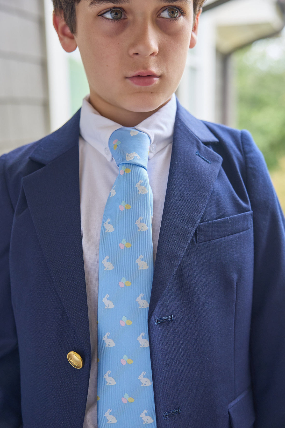 Little english classic wool blazer in navy, neck tie in light blue with bunny and easter egg motifs, for little boy 