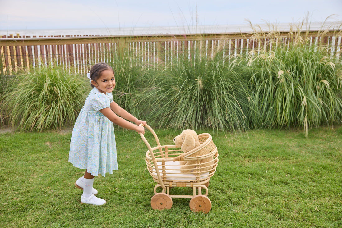 Little English traditional children&