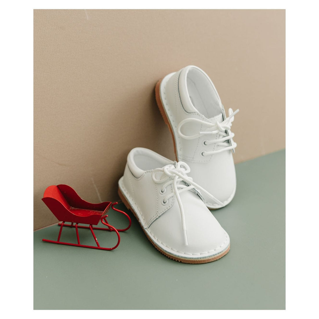 Tyler White Leather Lace Up Shoe