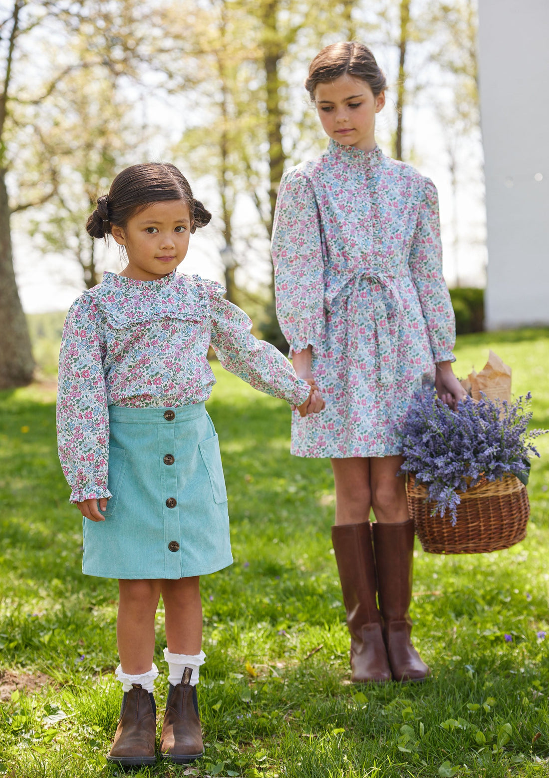 Little English tween girl classic blue red and pink floral knee length dress with bow sash waist and ruffled collar