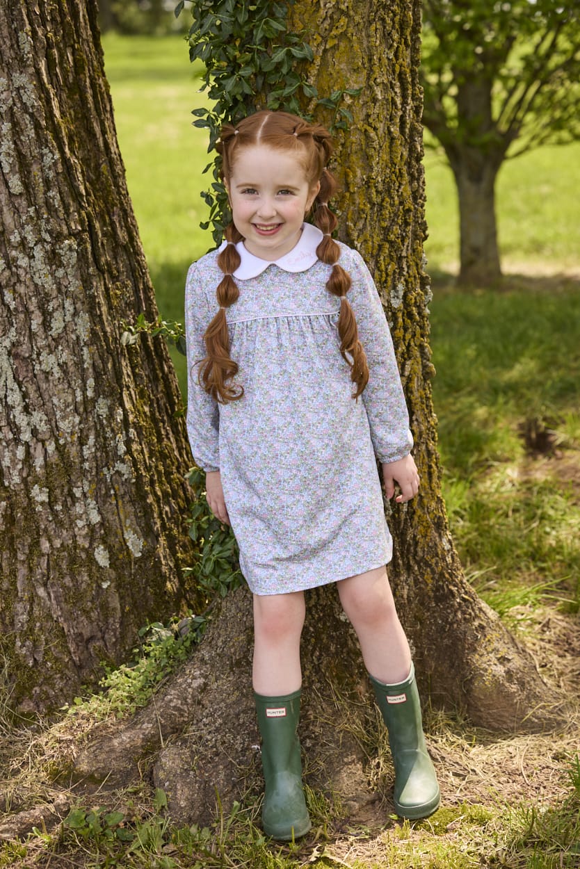 Little English traditional children&