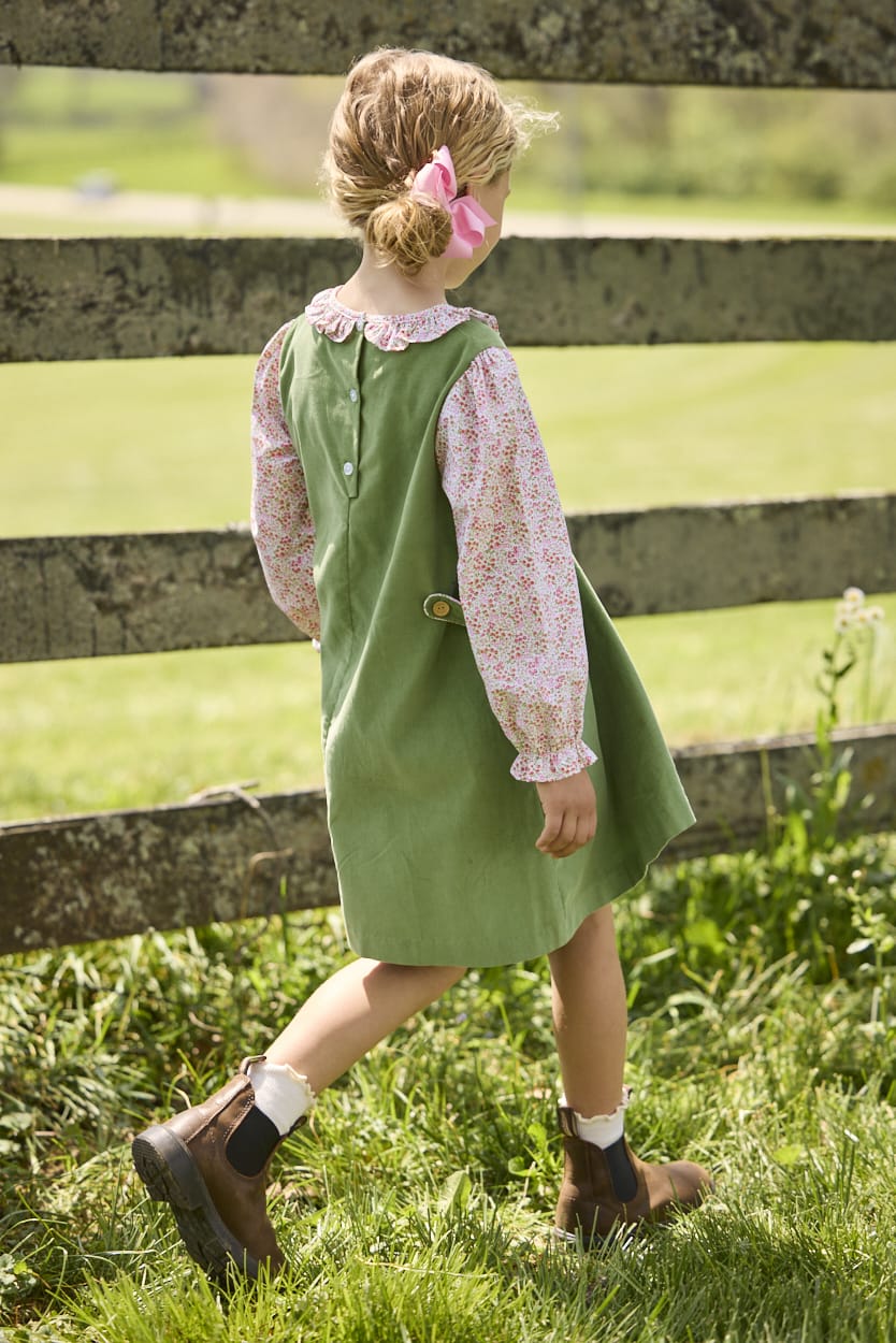 Little English traditional children&