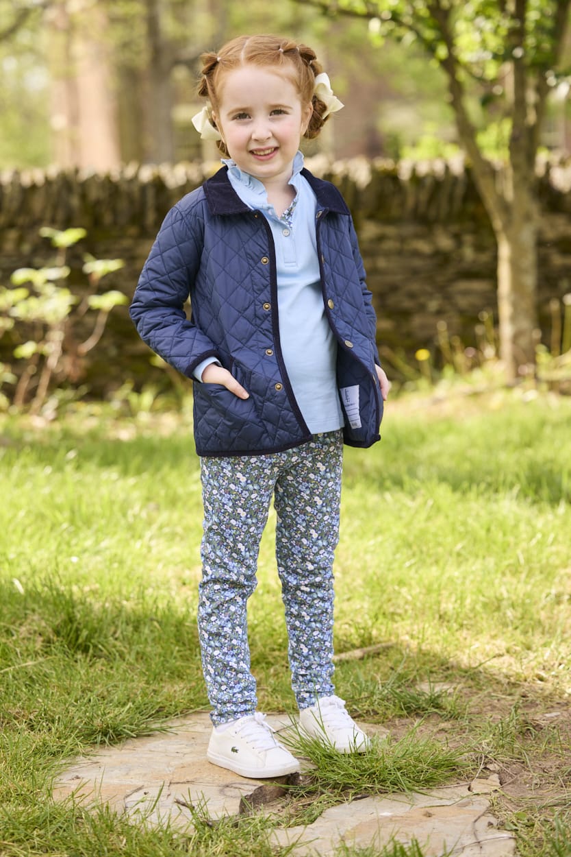 Little English traditional children&