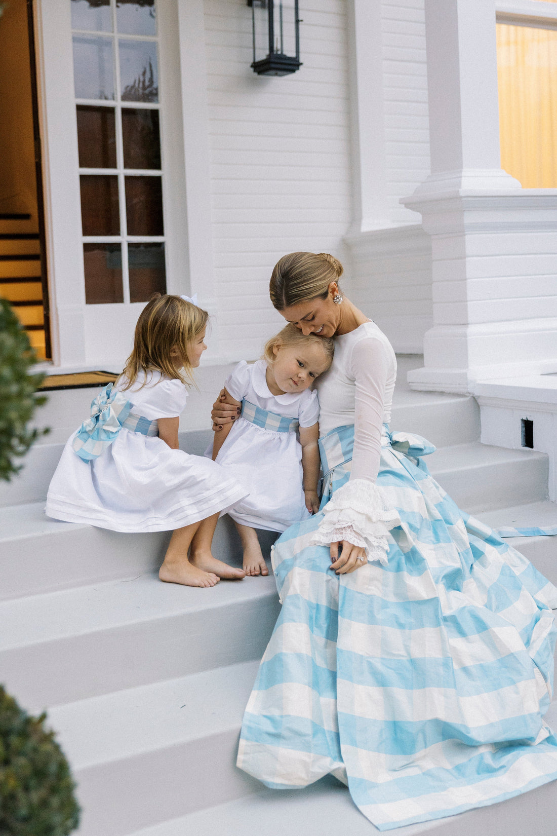 Little English Peter Pan Formal Dress In White
