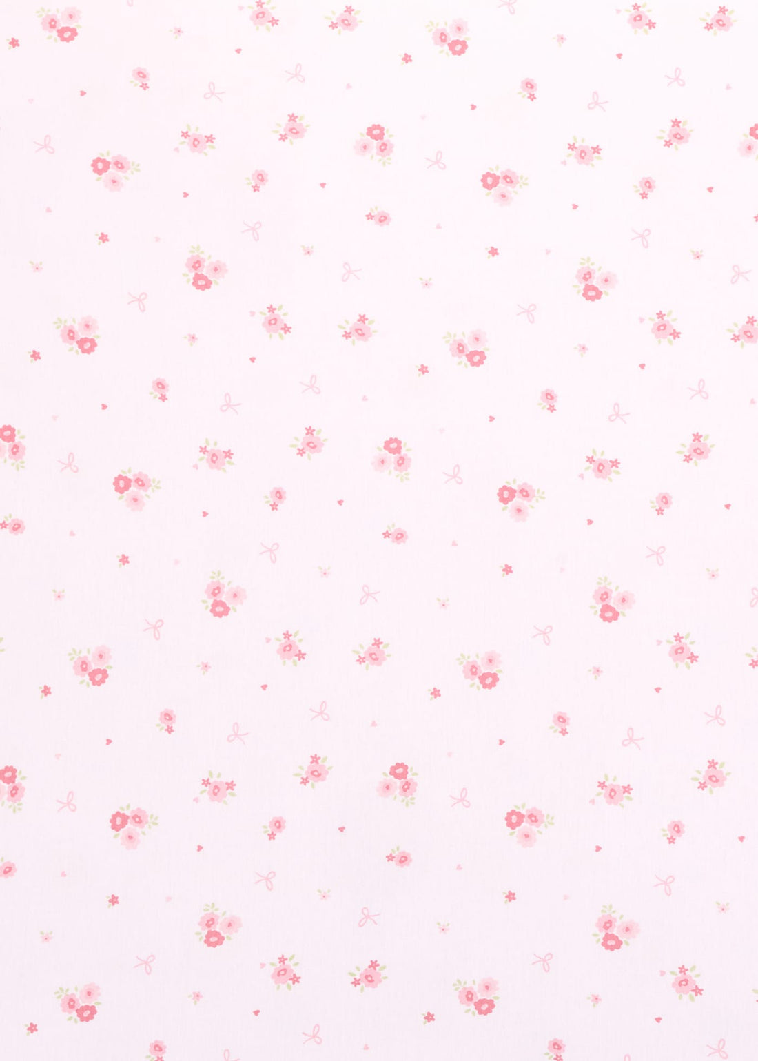 Little English classic pima bed sheet with pink primrose floral motifs, for baby girl nursery 