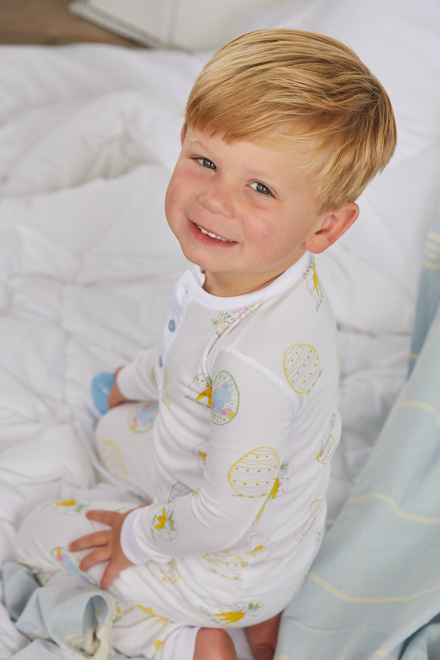 Little English classic children's clothing, boys long-sleeved jammies with printed Easter egg motif