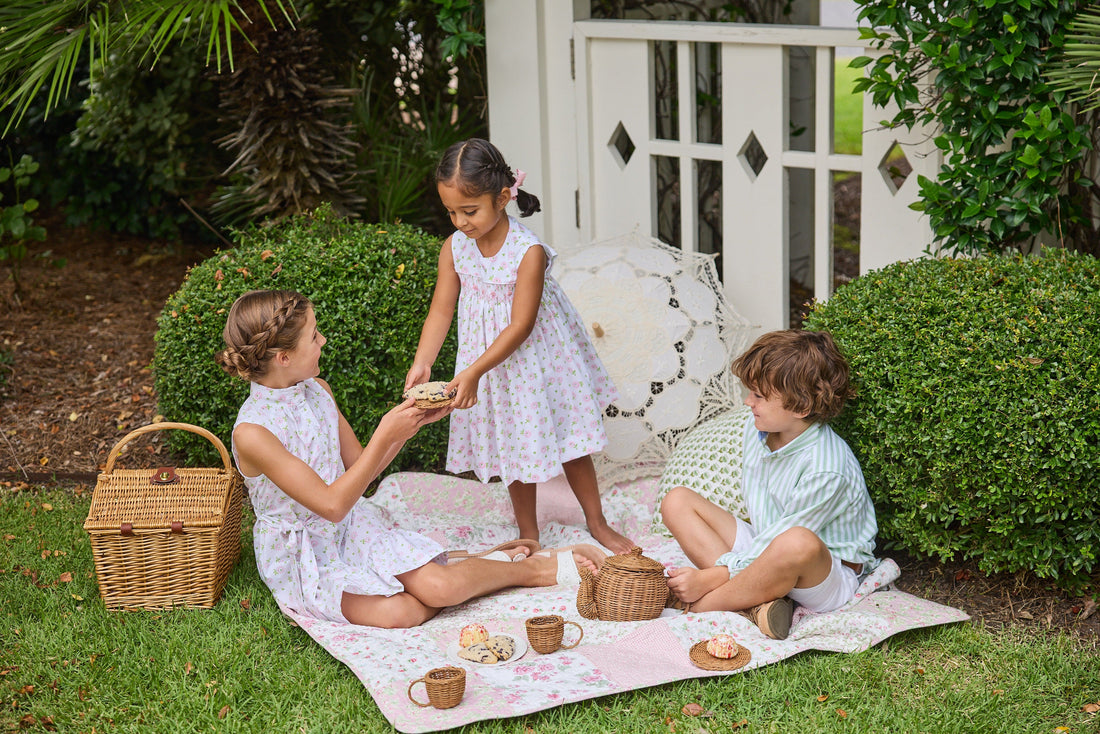 Little English traditional children&