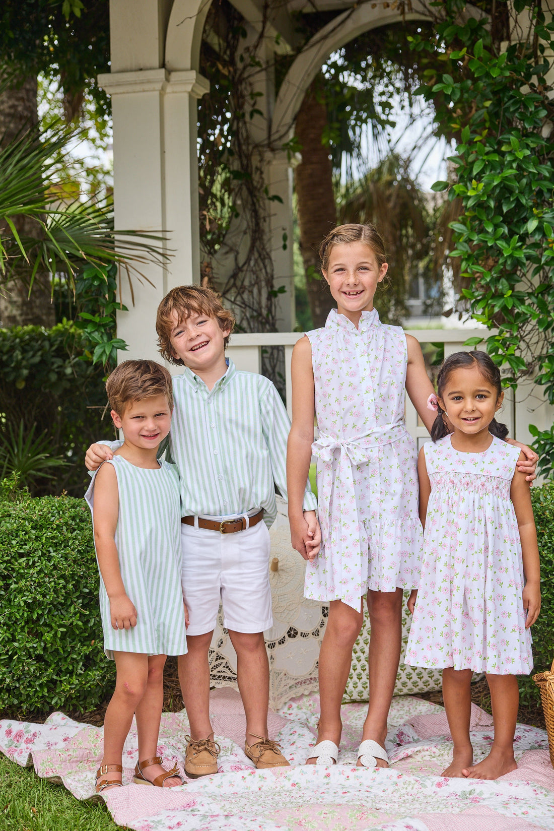 Little English traditional children&