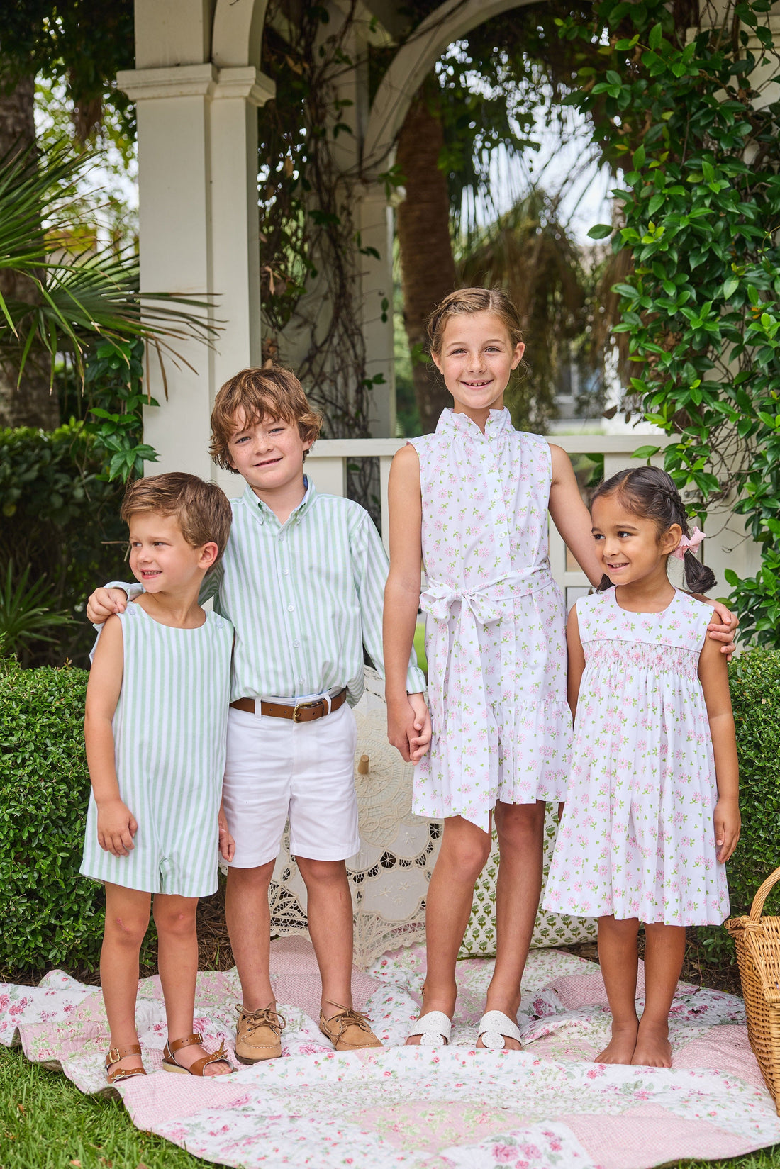 Little English traditional children&